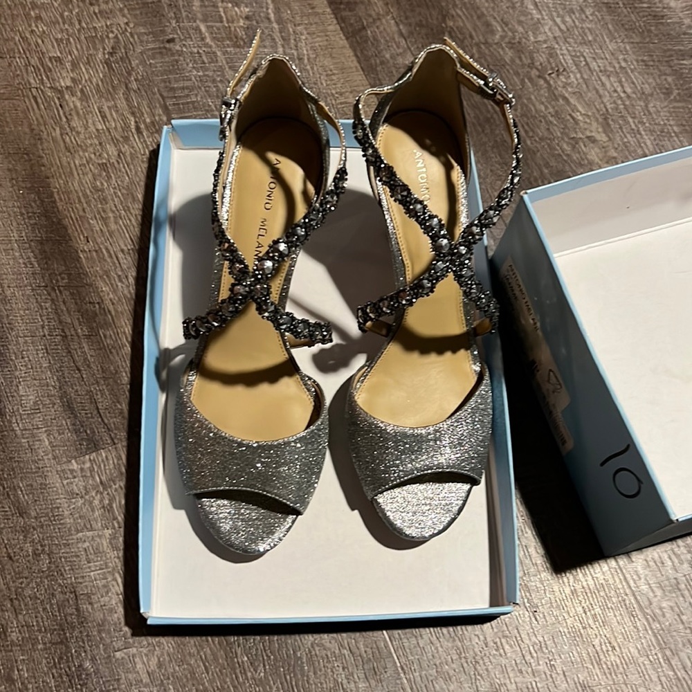 Like New Stunning Sparkle Heels